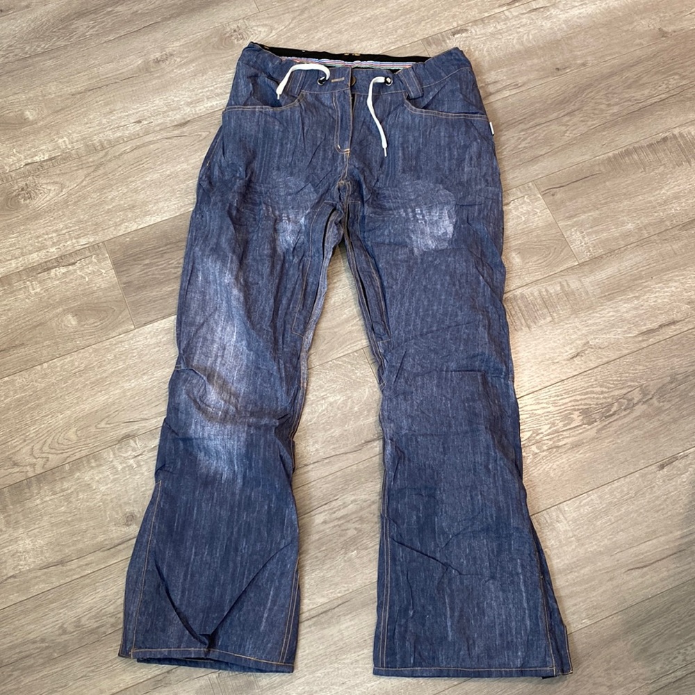 Women’s Snowboarding Pants